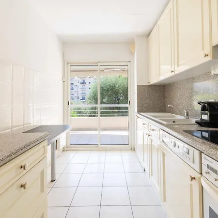 2-Br Apartment Residence With Pool Near La Croisette Appartamento