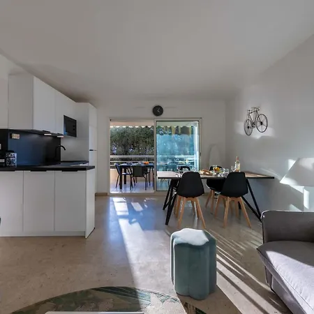 Lejlighed 2-br With Pool Near La Croisette *